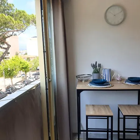 Alcove Place De L'etang Διαμέρισμα Κάννες